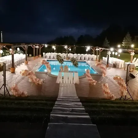 Fratas Agriturismo Belvedere Brognaturo